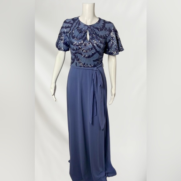 JS Collections Delilah Beaded Gown NWT Size 4 - Picture 3 of 5